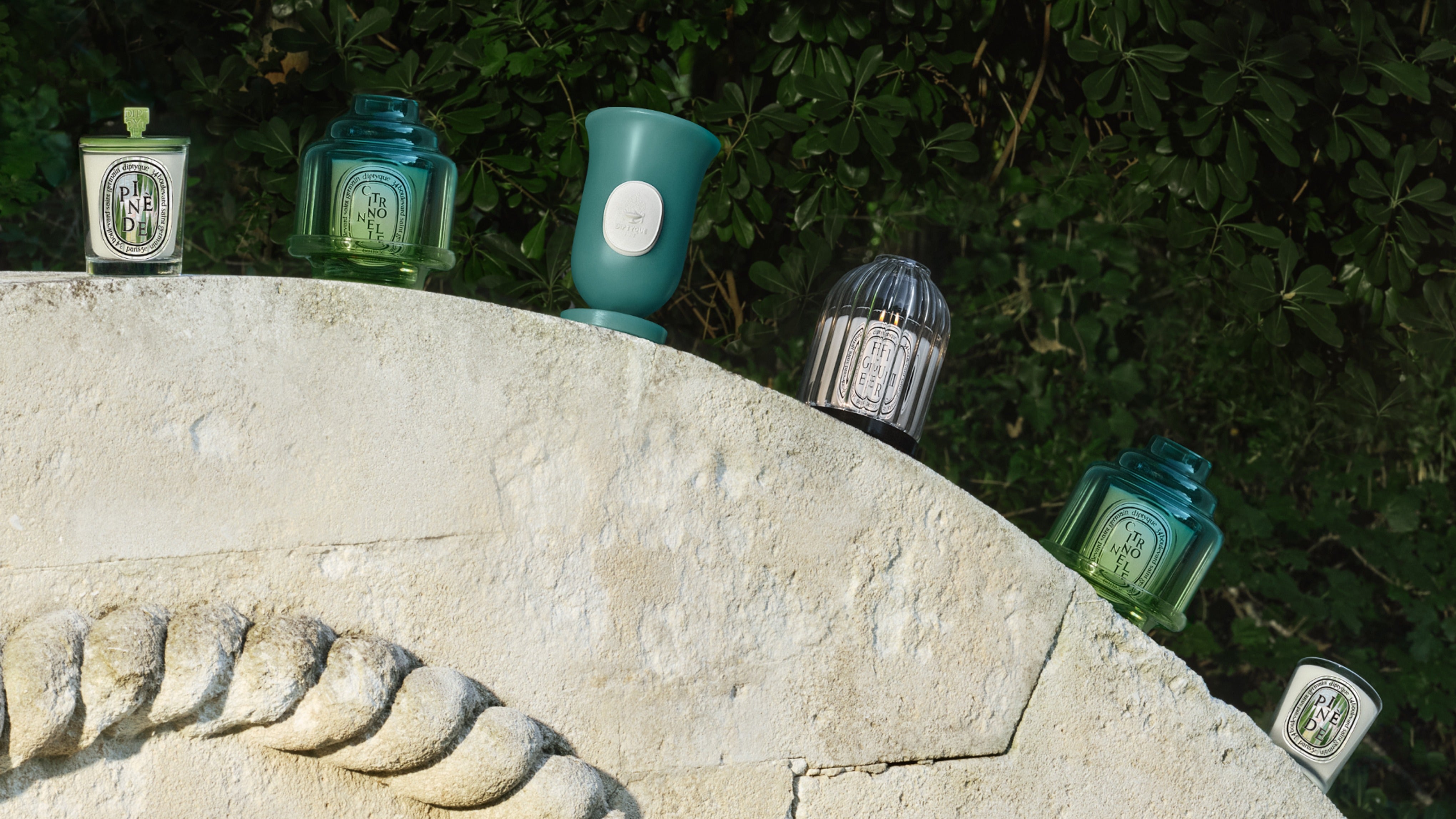 Pine Green Medicis Vase - Small – Diptyque