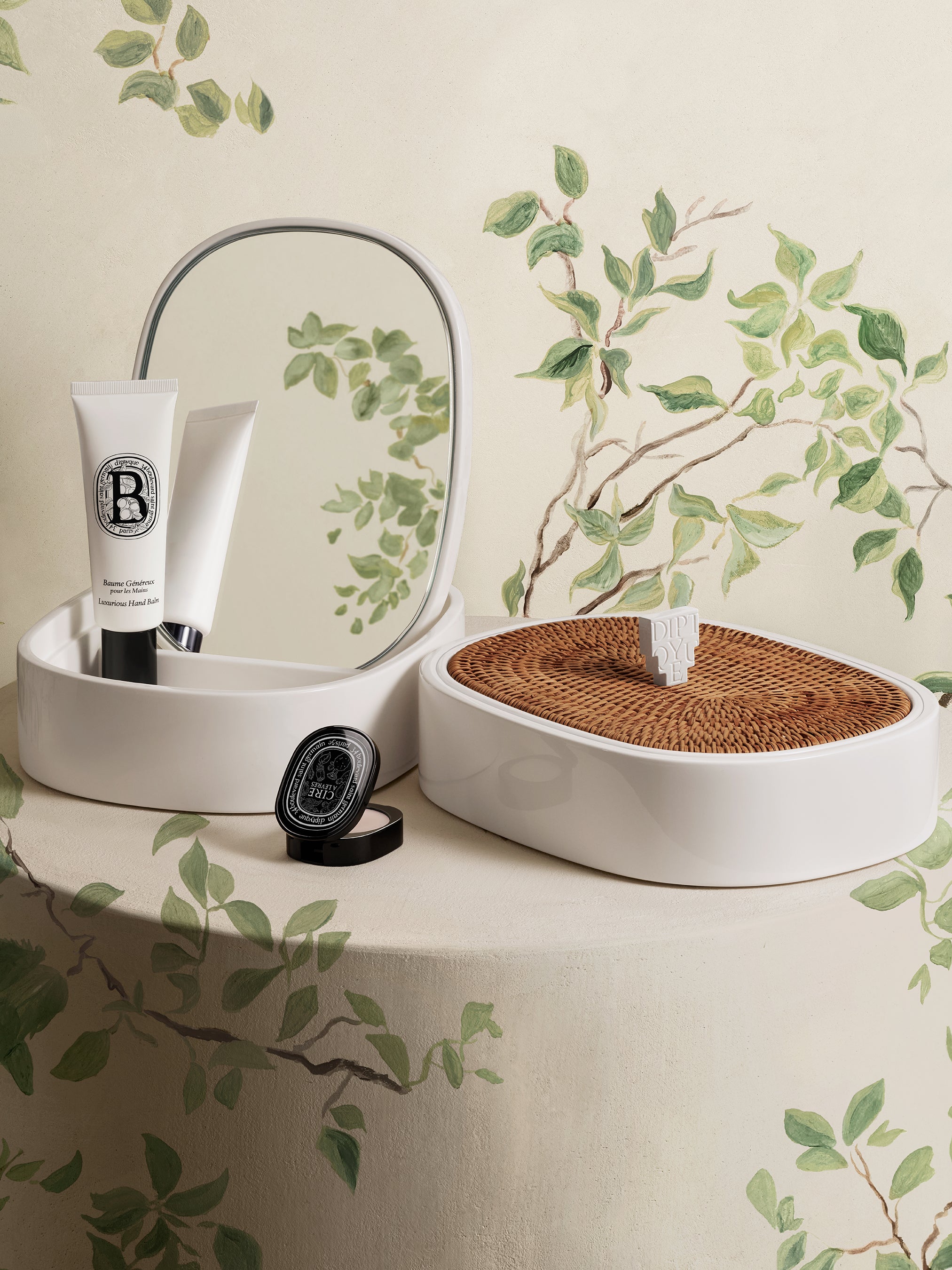 Oval Mirror Box | Diptyque Paris