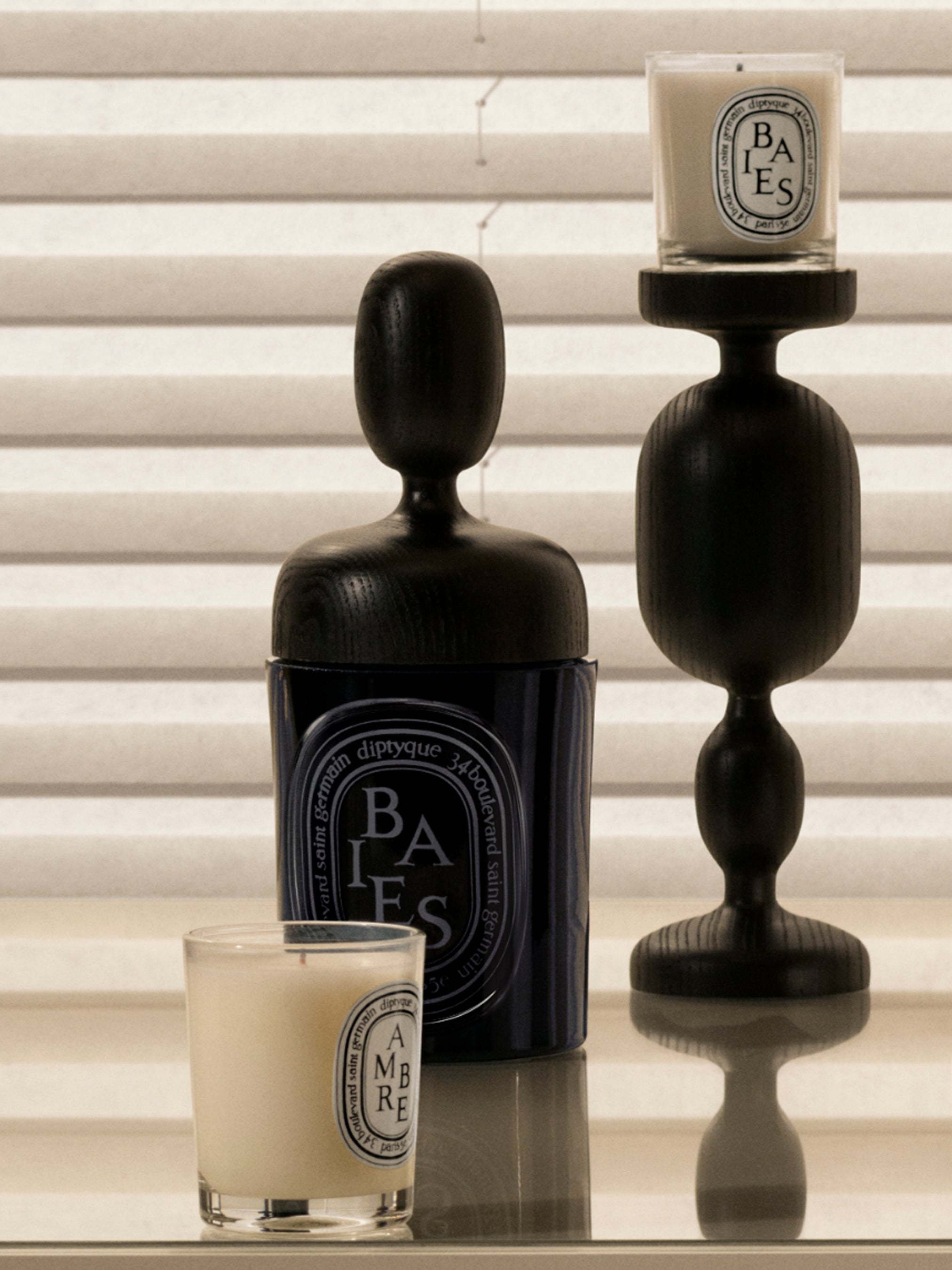 Black Volute lid - For medium candle – Diptyque