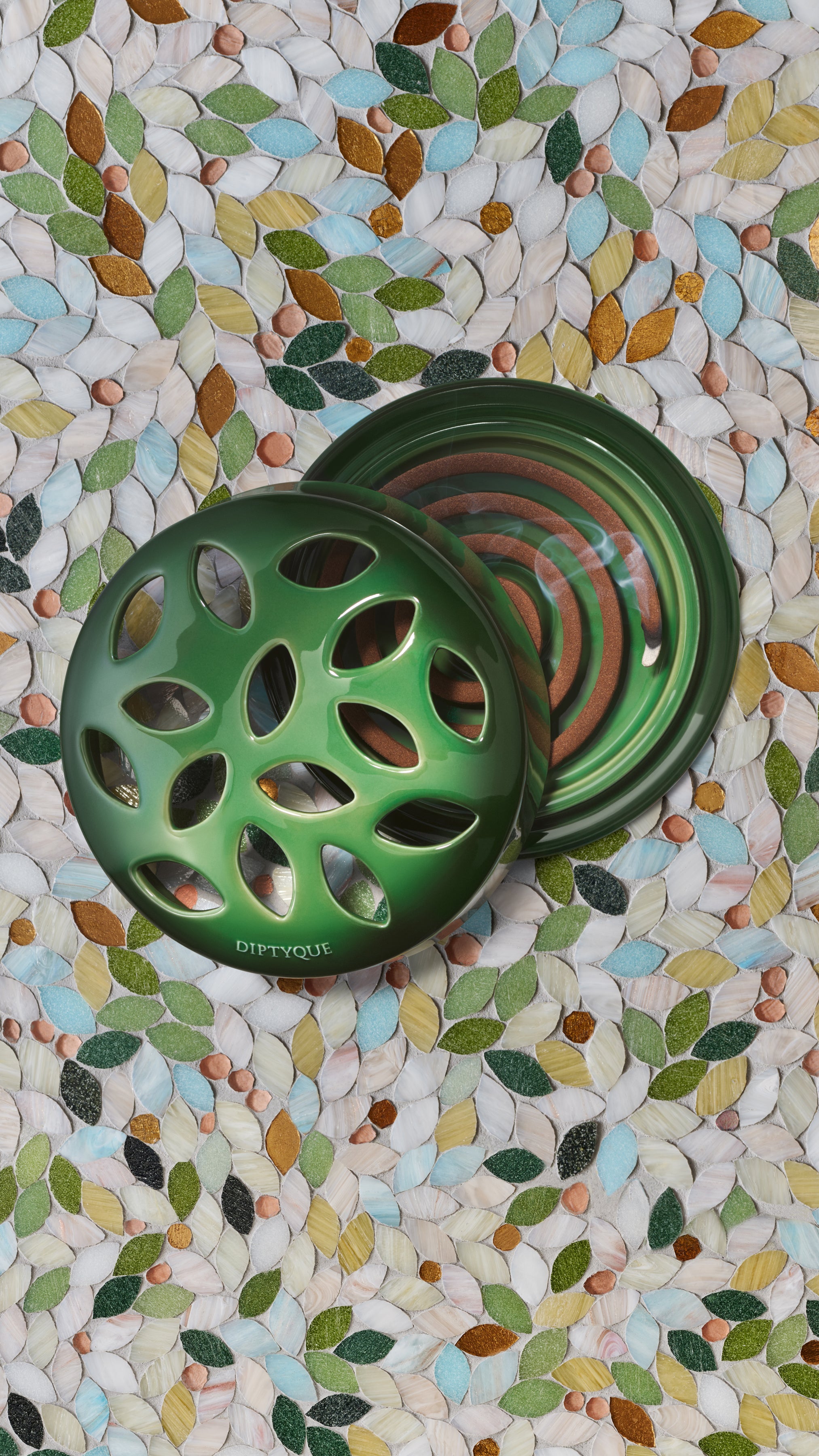 diptyque シトロネル スパイラルインセンス 未使用 巾着付 Citronnelle (Lemongrass) Incense - Scented spirals – Diptyque