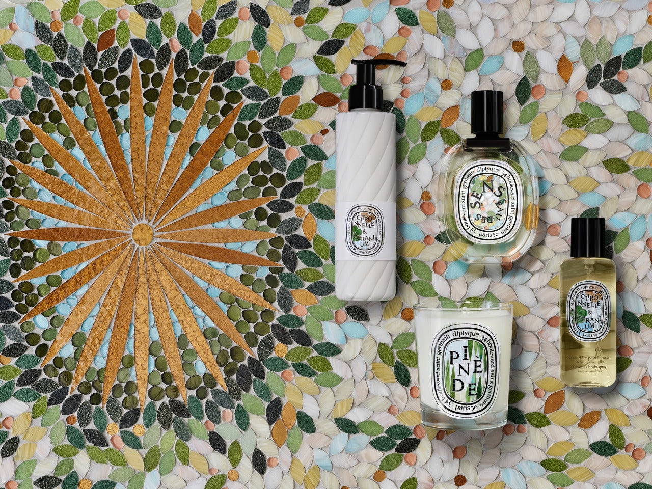 A sensorial summer collection